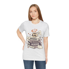 Spooky Reading Season Skull Coffee Mug Retro T-Shirt