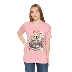 Spooky Reading Season Skull Coffee Mug Retro T-Shirt