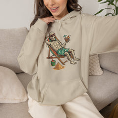 Funny Summer Mummy Relaxing On Beach Chair Halloween Hoodie