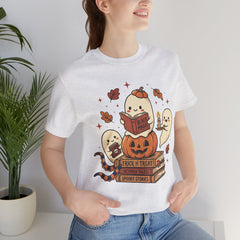 Cute Spooky Book Club Ghost Halloween Retro T-Shirt