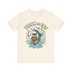 Funny Trick Or Eat Shark Pumpkin Halloween T-Shirt