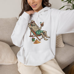 Funny Summer Mummy Relaxing On Beach Chair Halloween Hoodie